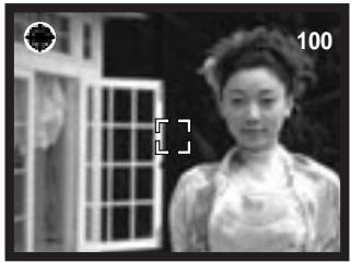 MINOLTA DIMAGE E323 - FOCUS LOCK - 2