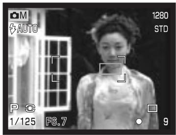 MINOLTA DIMAGE S414 - AUTOFOCUS AREAS AND CONTROL - 1
