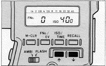 MINOLTA SPOTMETER F - SELECTION DE LA SENSIBILITE DE FILM - 2