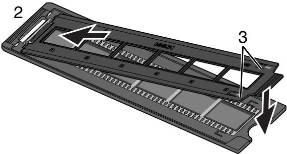MINOLTA AF-2840 - Loading 35mm film strips - 2