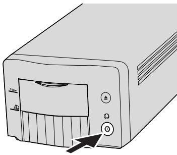MINOLTA DIMAGE SCAN DUAL III - Turning on the scanner - 1