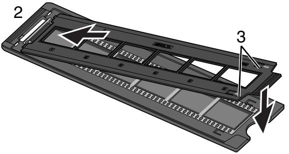 MINOLTA DIMAGE SCAN DUAL III - Loading 35mm film strips - 2