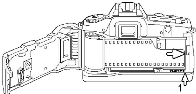 MINOLTA DYNAX 40 - LOADING FILM - 2