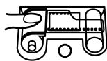 MINOLTA DYNAX 5 - Extend the leader between the guide rails to the index mark. - 2