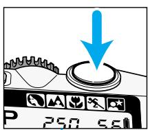 MINOLTA DYNAX 5 - While pressing the AE-lock button, recompose the scene. - 1