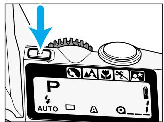MINOLTA DYNAX 5 - Press the program-reset button P to set the camera to full-auto. - 1