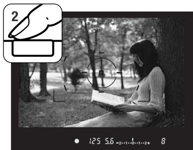 MINOLTA DYNAX 7D - FOCUS LOCK - 2