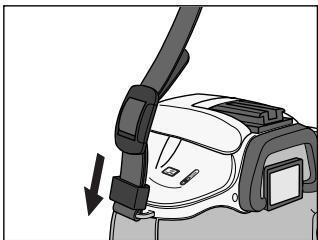 MINOLTA MAXXUM 3 - Push the holder ring toward the strap eyelet to secure the strap to the camera. - 1