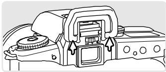 MINOLTA MAXXUM 70 - ATTACHING THE EYEPIECE CAP - 1