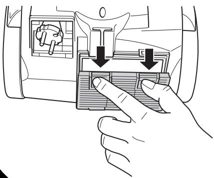 DIRT DEVIL CENTRINO - Ausblasfilter reinigen / wechseln - 1