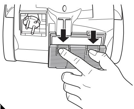 DIRT DEVIL CENTRINO - Pulizia/sostituzione del filtrodell'aria uscente - 1