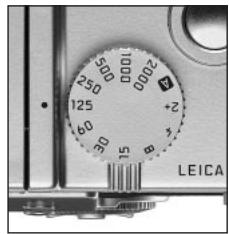 LEICA DIGILUX2 - Taking photographs with speed priority mode - T - 2