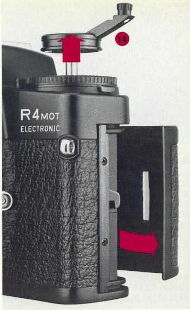LEICA R4 - Chargement de l'appareil - 1