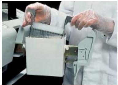 LEICA AUTOSTAINER XL - Flexibility, High Specimen Throughput and Maximum Quality and Safety - 3
