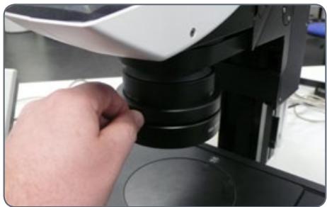 LEICA LED3000 RL - Use with the microscope carrier AX - 1