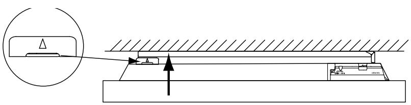 THERMOR AMADEUS 2 - 5/Verrouiller le panneau rayonnant sur la patte d'accrochage - 1