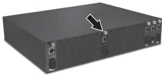 TRENDNET TFC-1000S40D3 - Installation d'un convertisseur fibre dans un châssis - 3
