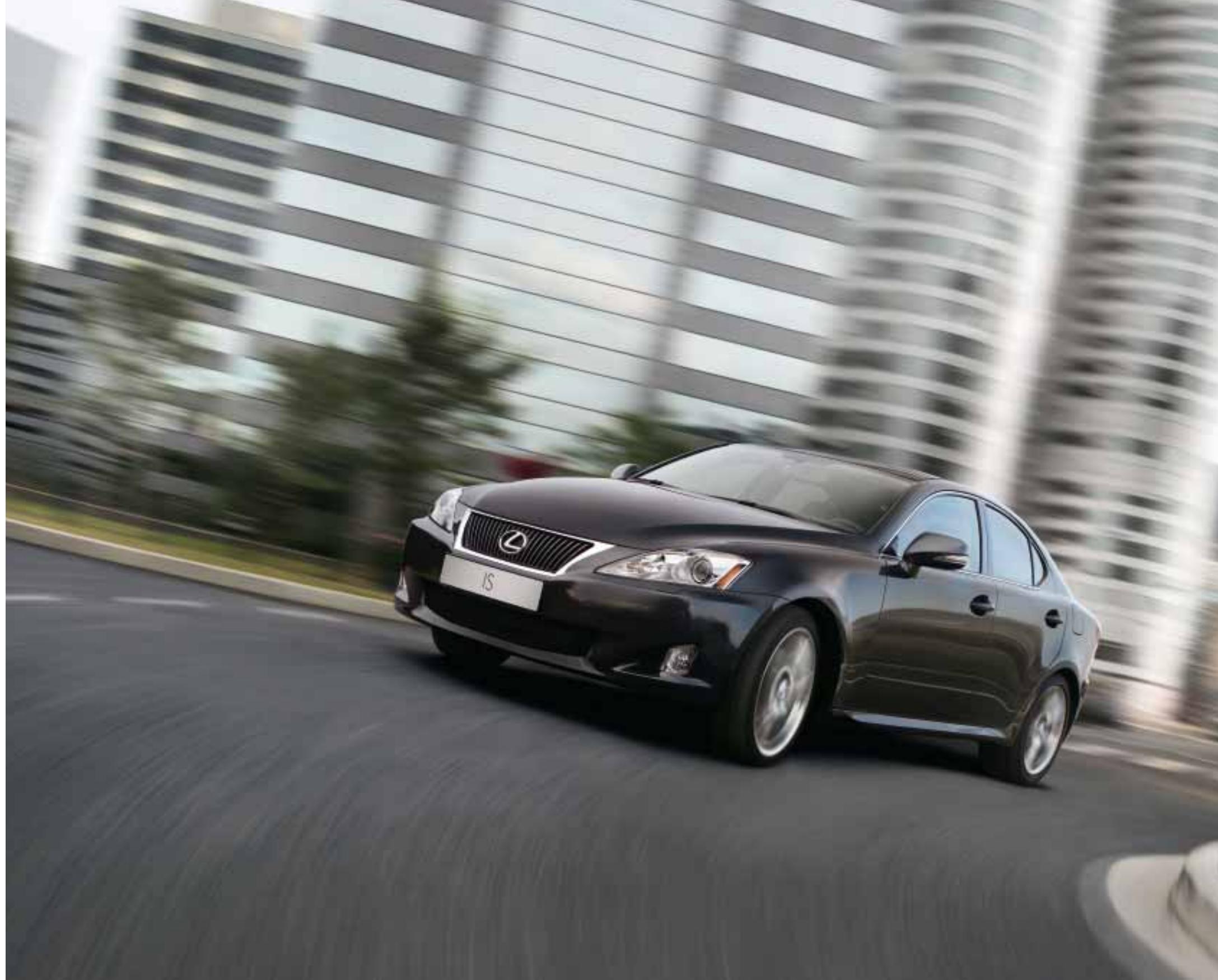LEXUS IS 220D - Discription et dynamisme - 1