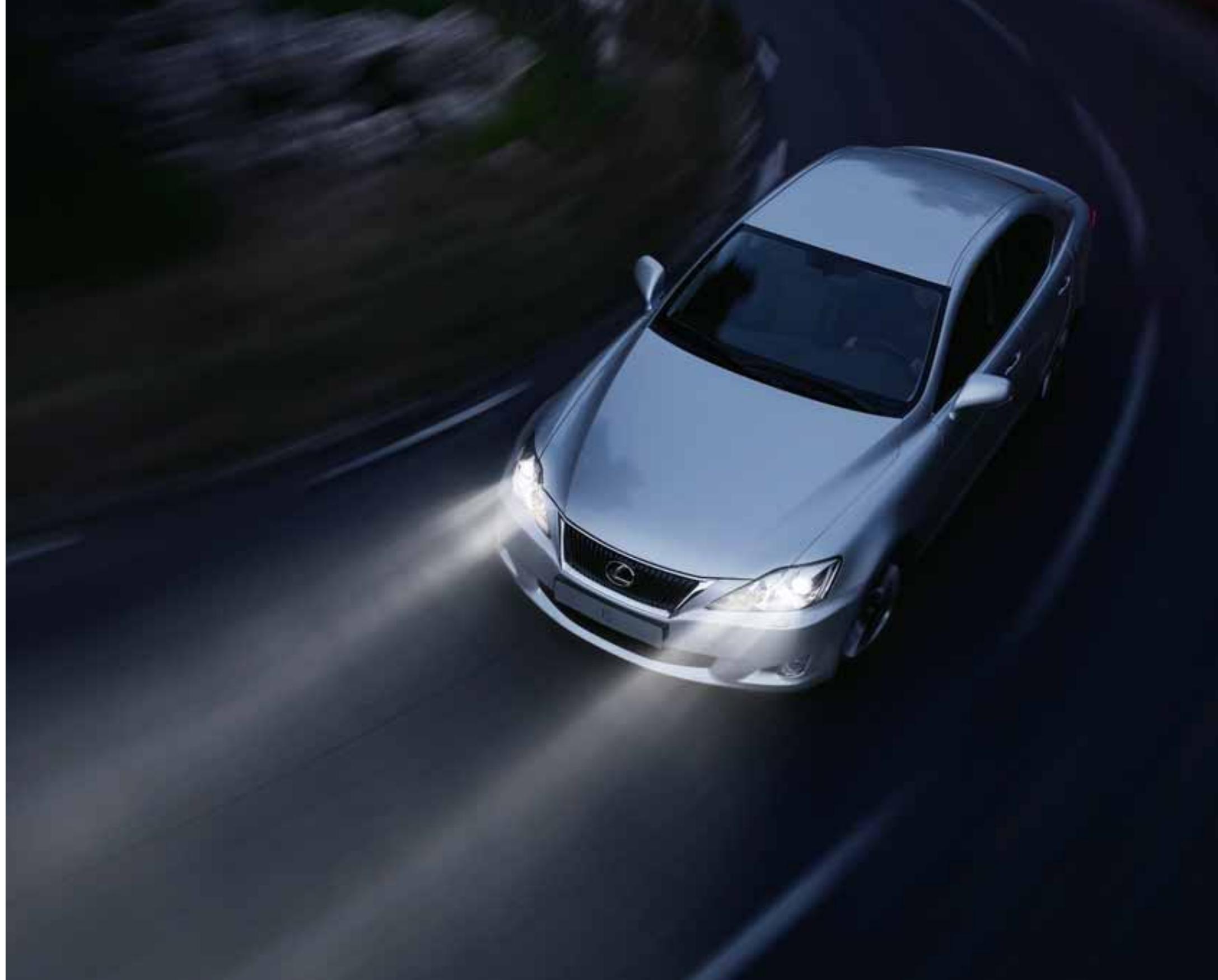 LEXUS IS 250 - Sécurité et innovation - 1