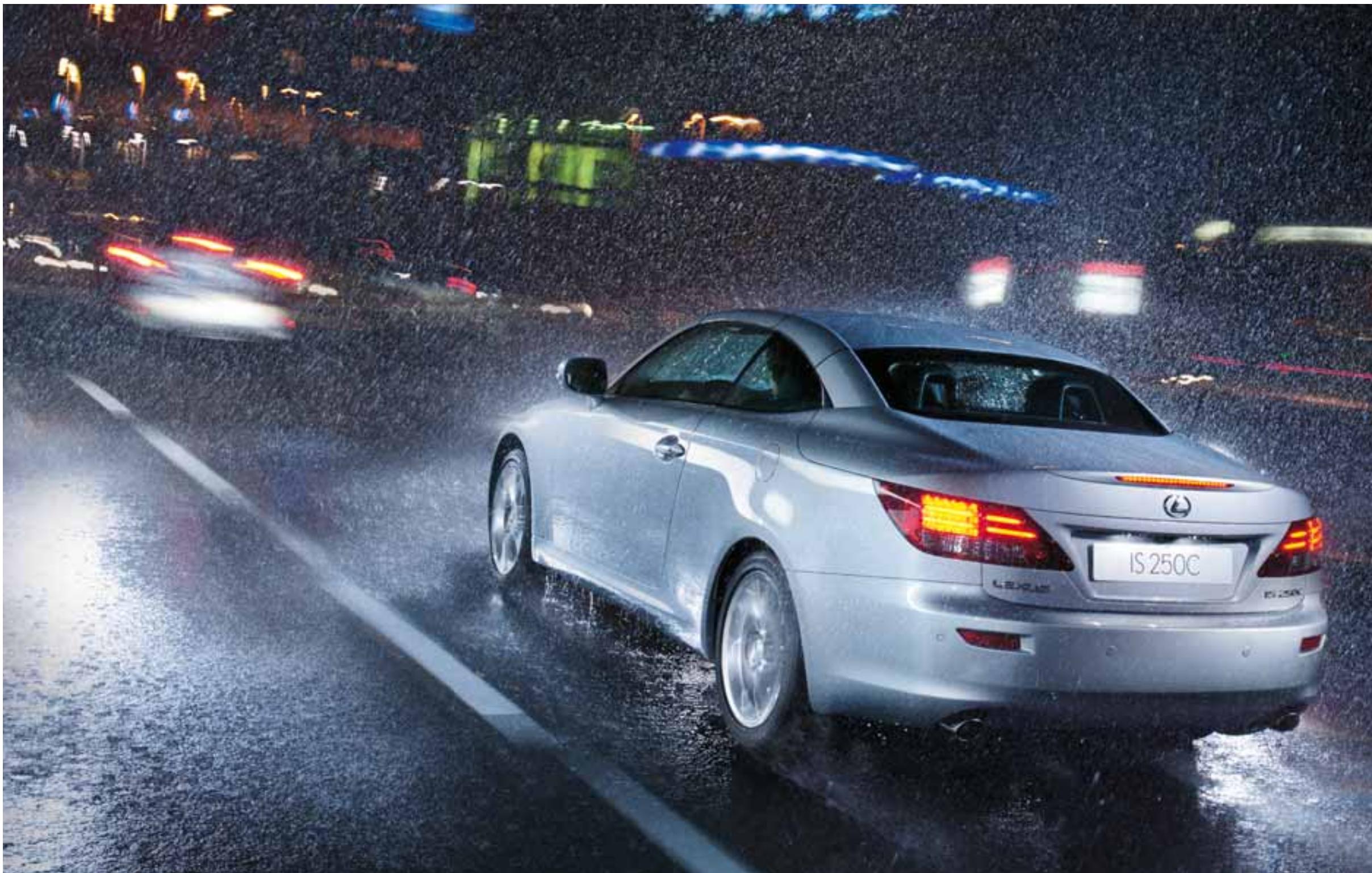 LEXUS IS 250C - Sécurité à la pointe du progrès - 1