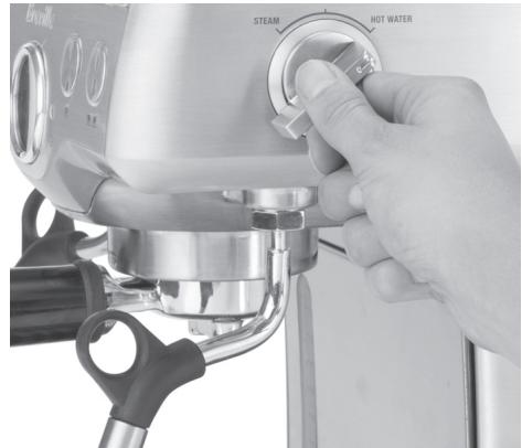 BREVILLE DIE-CAST PROGRAMMABLE ESPRESSO MACHINE - NOTE: - 1