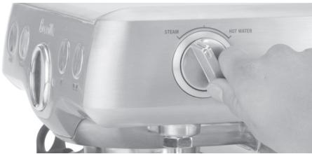 BREVILLE DIE-CAST PROGRAMMABLE ESPRESSO MACHINE - L'art de FAIRE mousser le LAIT - 2