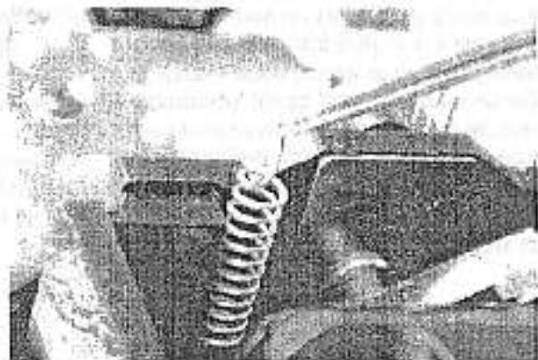 GRAUPNER MC-12 - Ouverture du boitier de I'emetteur - 2