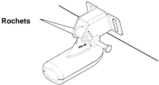 EAGLE CUDA240S GPS - Assemblage et montage du transducteur sur le tableau arriere - 1