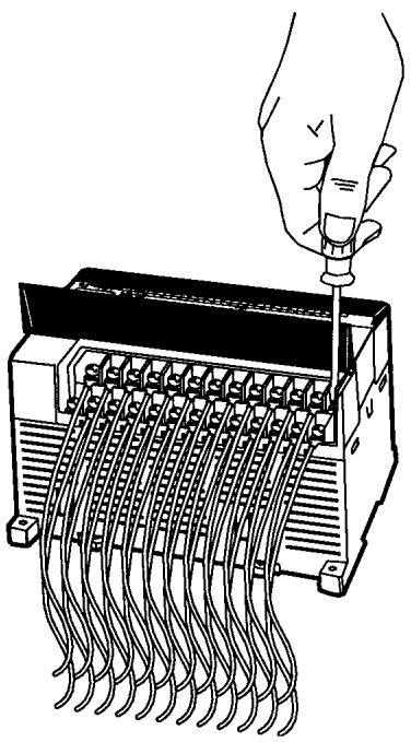 OMRON CPM2A - 3-4-2 Enlèvement du bornier - 1
