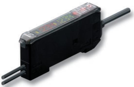 OMRON E3X - 2-in-1 Digital fiber amplifier - 1