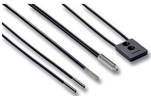 OMRON E3X - Robot application fiber sensor heads - 1