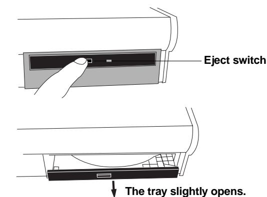 FOSTEX VF160EX - - To open the tray, press the eject switch lightly. - 1
