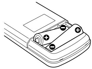 TASCAM MD-CD1 - Inserting batteries - 2