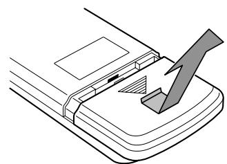TASCAM MD-CD1 - Inserting batteries - 1