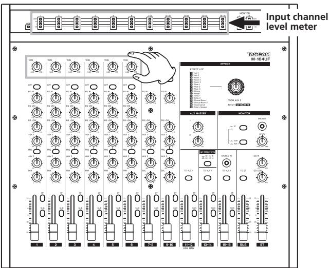 TASCAM M-164FX - Adjusting levels - 4