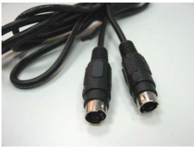 ULEAD VIDEOSTUDIO 10 PLUS - Connecting the video device to the analog capture card - 1