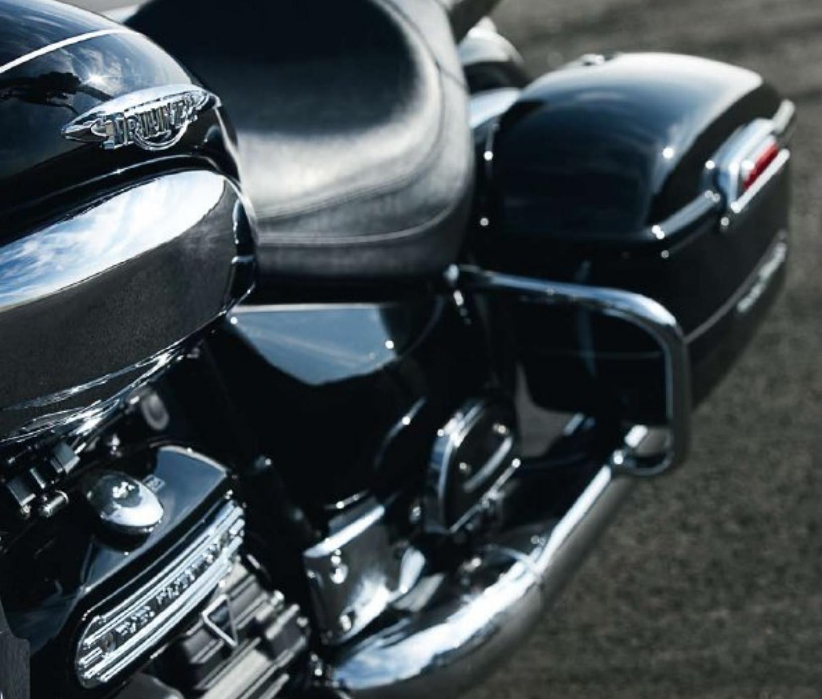 TRIUMPH SPEEDMASTER - ROCKET III TOURING - 1