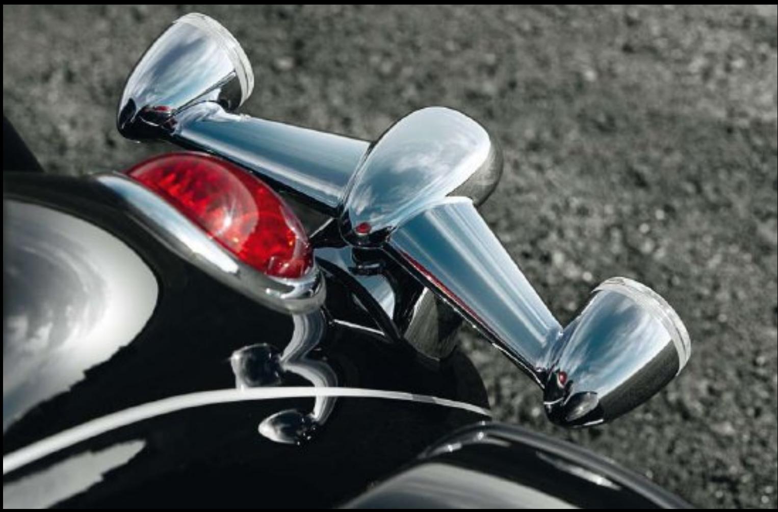 TRIUMPH SPEEDMASTER - ROCKET III TOURING - 2
