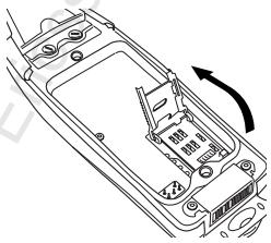 ERICSSON R310S - Inserting the SIM Card - 4