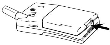 ERICSSON T18S - Removing the Battery - 1