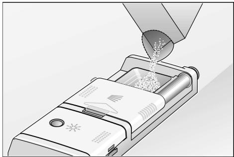 GAGGENAU DF290160 - Filling with detergent - 3