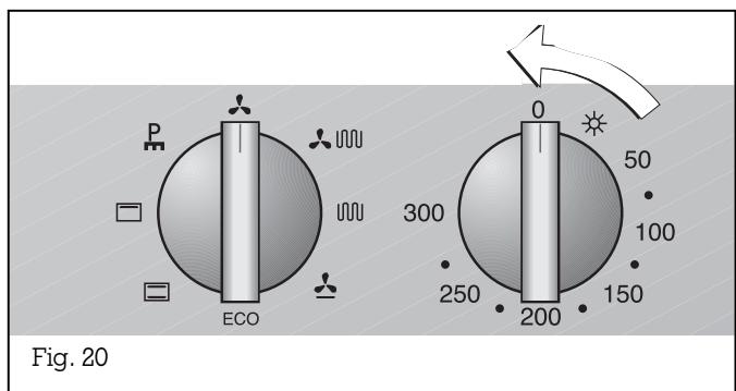GAGGENAU EE215135 - Inserting the baking tray - 2