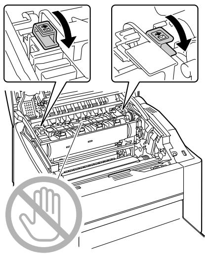 KONICA BIZHUB C10P - Remove any misfed media. - 4