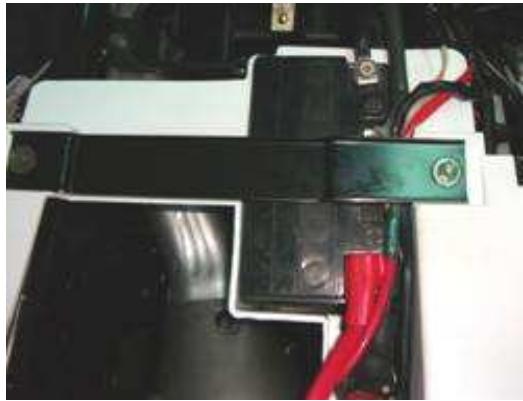 ADLY 600 XCE COUNTRY - Inspection et maintenance batterie - 1