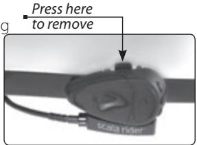 CARDO SCALA RIDER Q2 - REMOVING: - 1