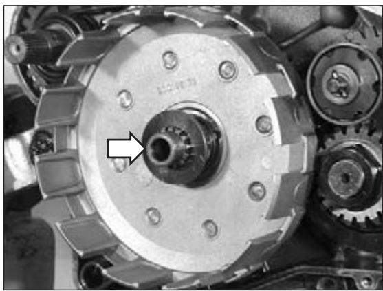 GAS GAS EC 200 - Assembling the clutch - 1