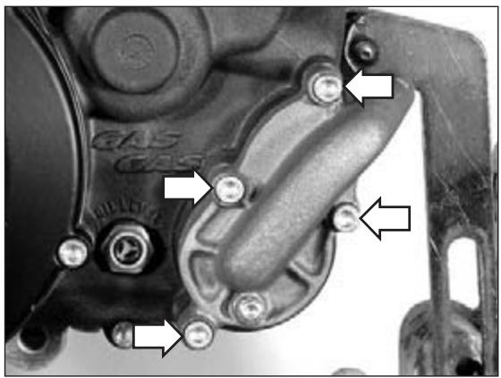 GAS GAS EC 200 - Assembling the water pump - 2