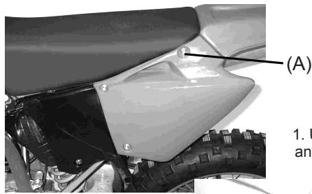 GAS GAS EC FSE 450 - Extract the spark plug - 1