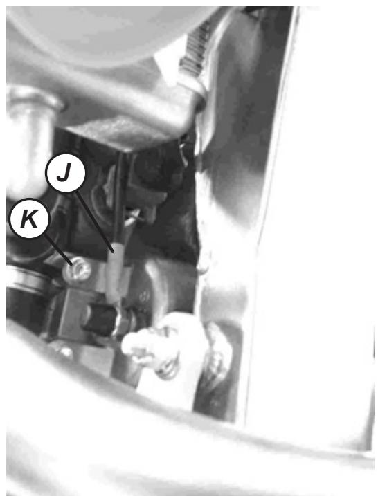 GAS GAS FSE 400 - Un-installing the engine in the chassis - 5