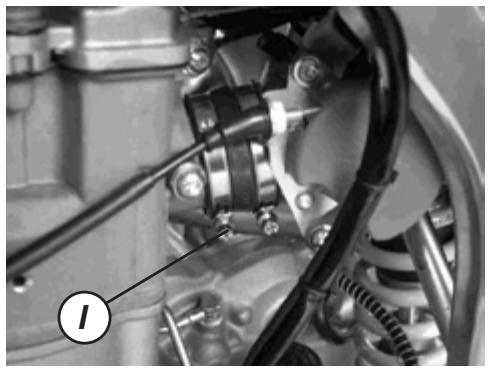 GAS GAS FSE 400 - Un-installing the engine in the chassis - 4
